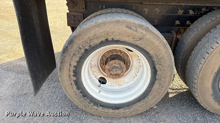 image for item EU5451 2013 Mack CHU613 dump truck