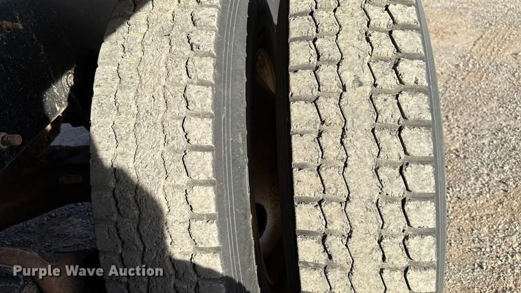 image for item EU5451 2013 Mack CHU613 dump truck