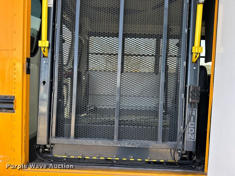 image for item EU6499 2014 Blue Bird BB CV2610S school bus