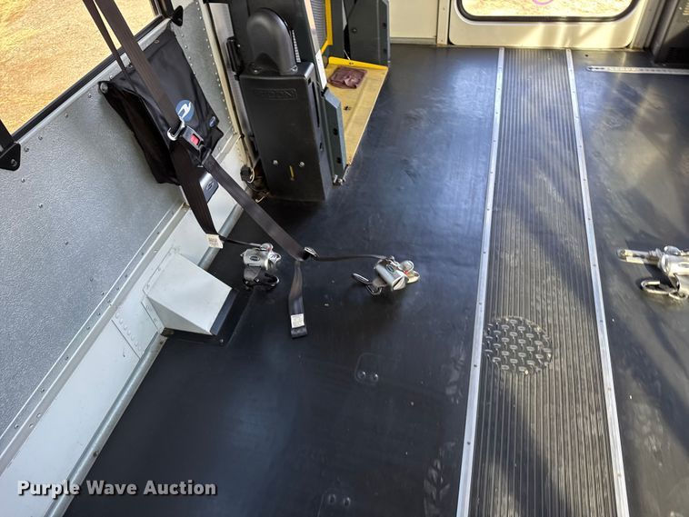 image for item EU6499 2014 Blue Bird BB CV2610S school bus