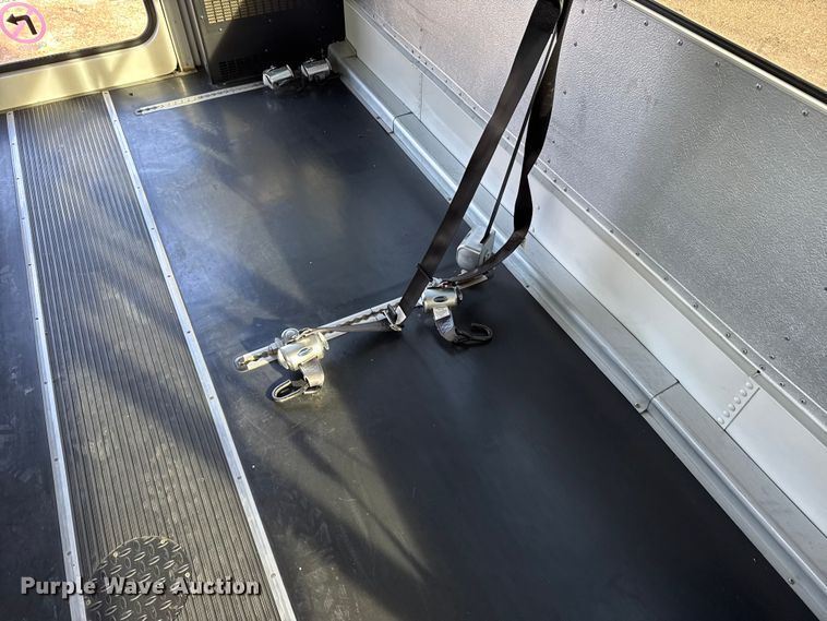 image for item EU6499 2014 Blue Bird BB CV2610S school bus