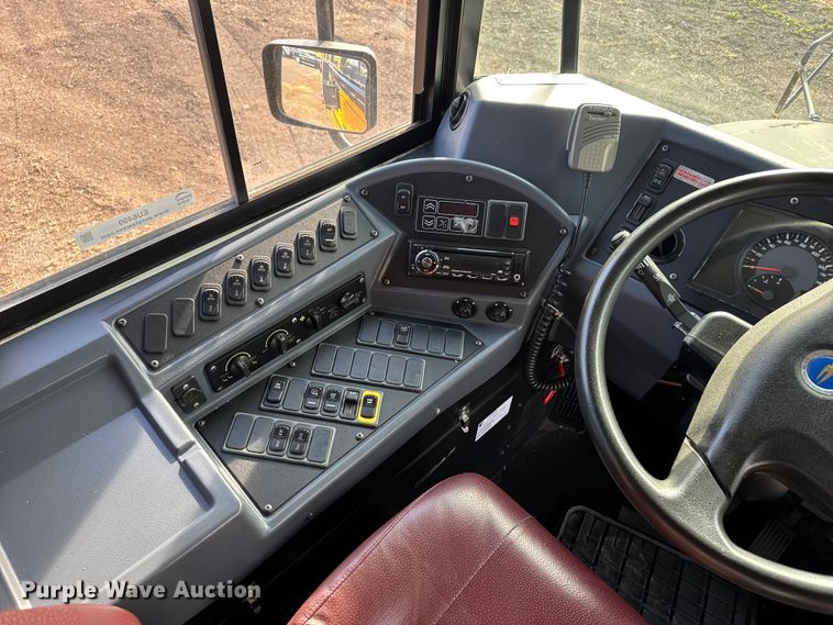 image for item EU6499 2014 Blue Bird BB CV2610S school bus