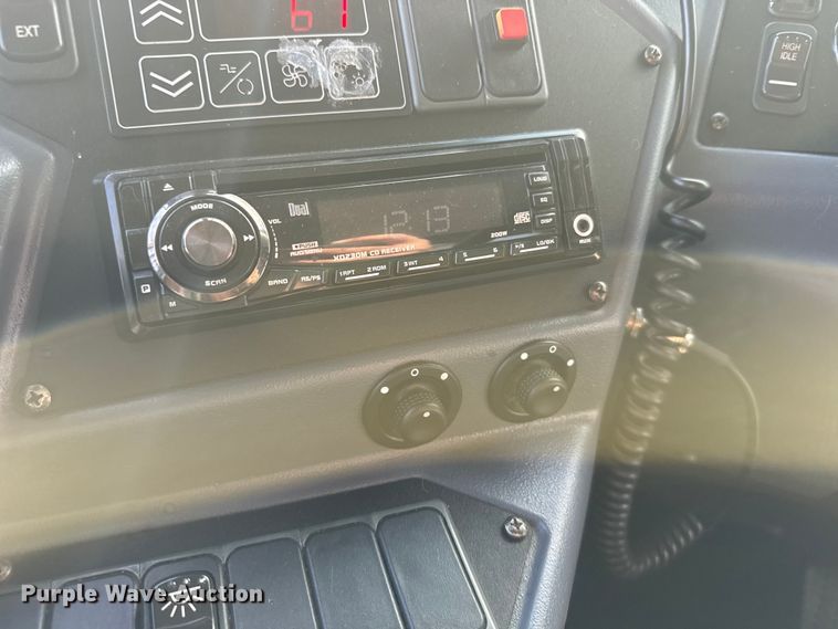 image for item EU6499 2014 Blue Bird BB CV2610S school bus