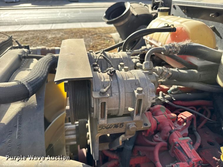 image for item EU6499 2014 Blue Bird BB CV2610S school bus