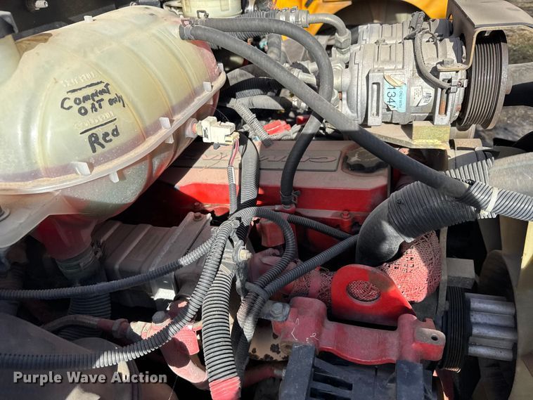 image for item EU6499 2014 Blue Bird BB CV2610S school bus