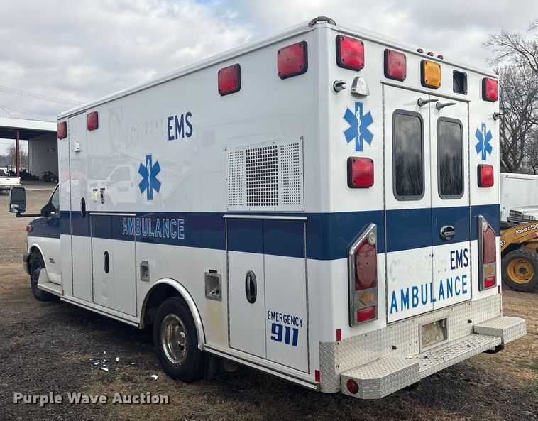 image for item EV2590 2012 Chevrolet 4500 Express ambulance