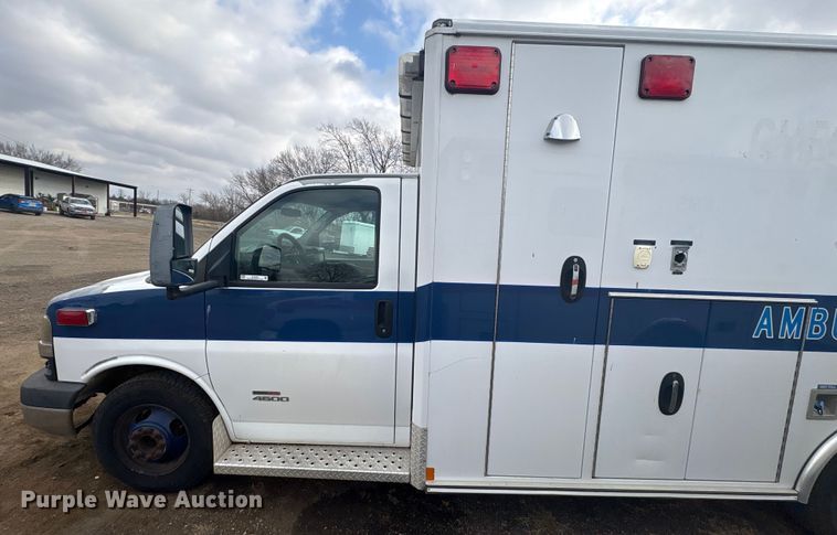 image for item EV2590 2012 Chevrolet 4500 Express ambulance