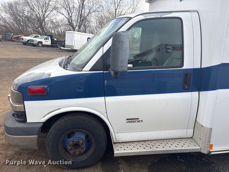 image for item EV2590 2012 Chevrolet 4500 Express ambulance