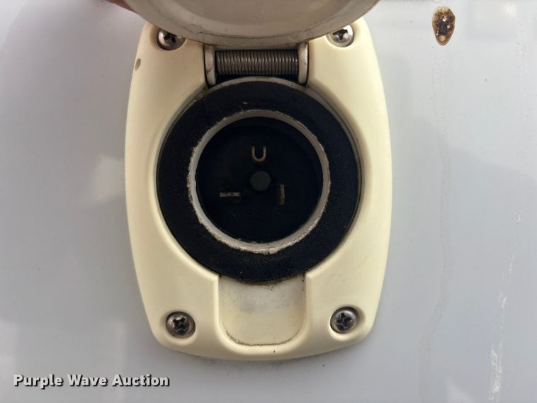 image for item EV2590 2012 Chevrolet 4500 Express ambulance