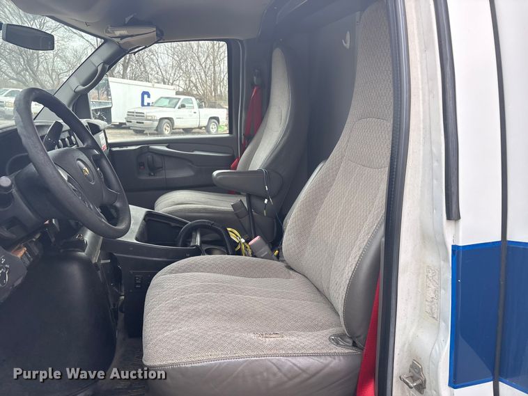 image for item EV2590 2012 Chevrolet 4500 Express ambulance