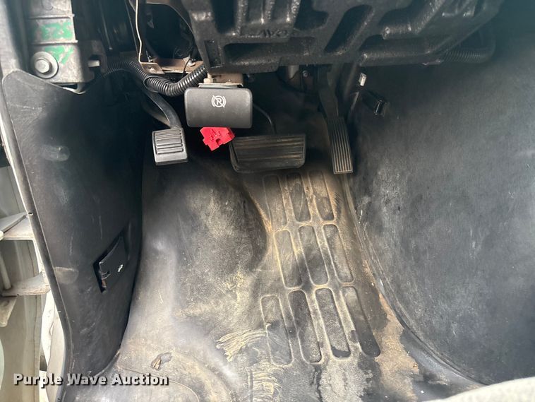 image for item EV2590 2012 Chevrolet 4500 Express ambulance