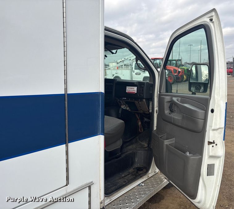 image for item EV2590 2012 Chevrolet 4500 Express ambulance