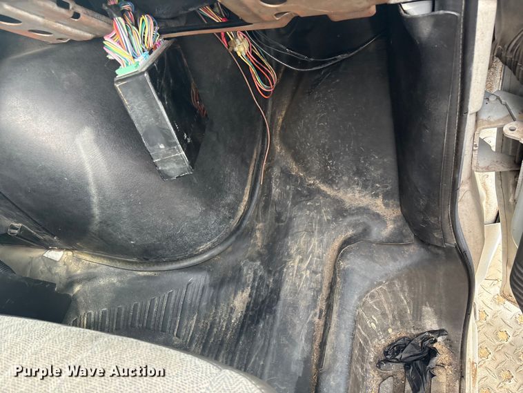 image for item EV2590 2012 Chevrolet 4500 Express ambulance