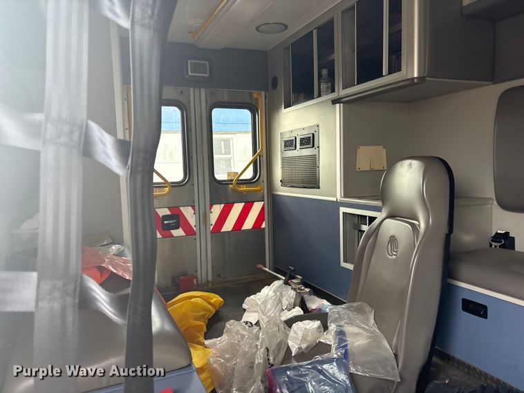 image for item EV2590 2012 Chevrolet 4500 Express ambulance