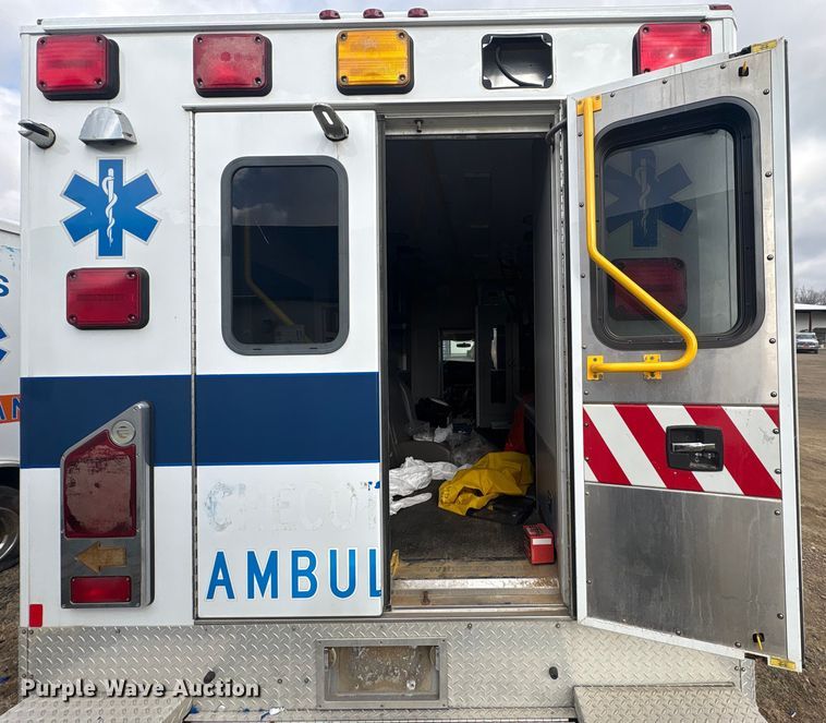 image for item EV2590 2012 Chevrolet 4500 Express ambulance