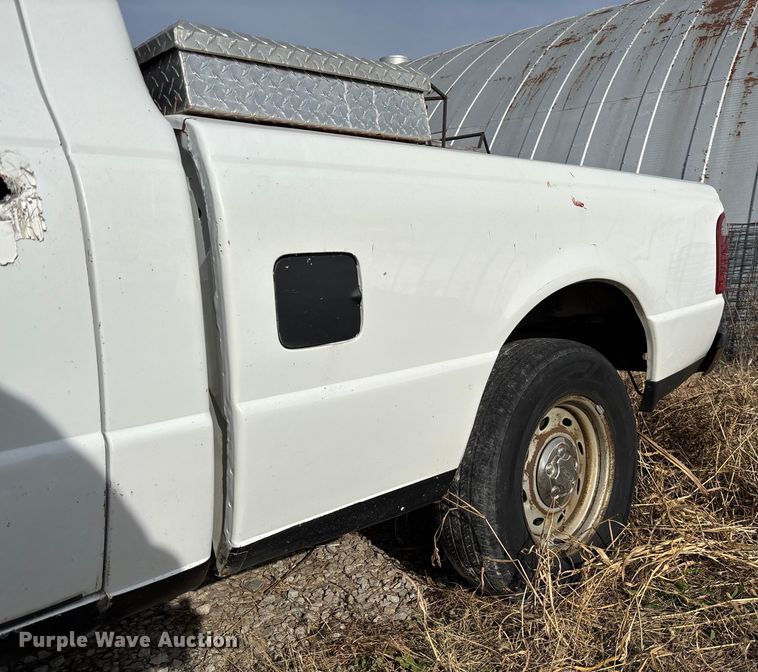 image for item EV3490 2006 Ford Ranger pickup truck