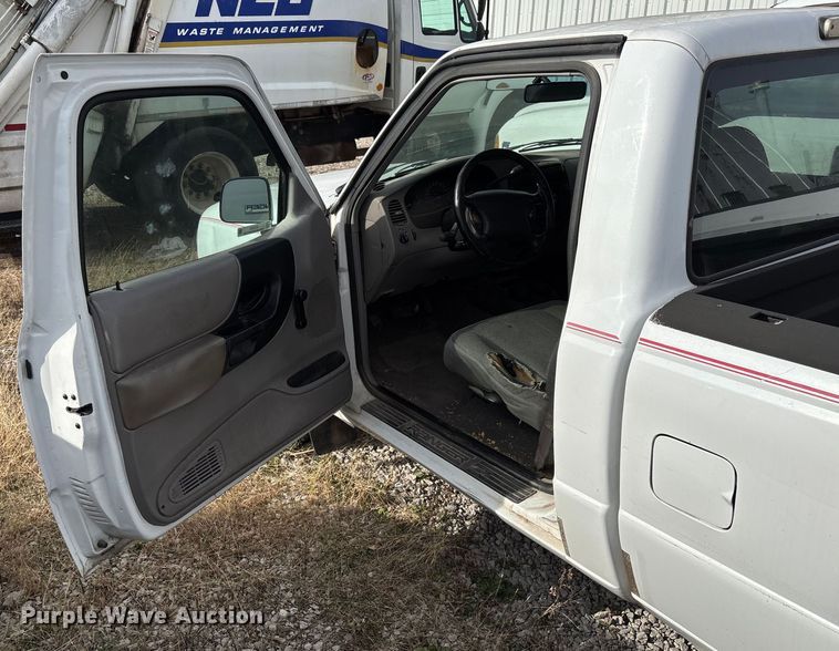 image for item EV3491 2000 Ford Ranger pickup truck