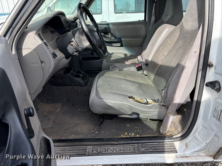 image for item EV3491 2000 Ford Ranger pickup truck