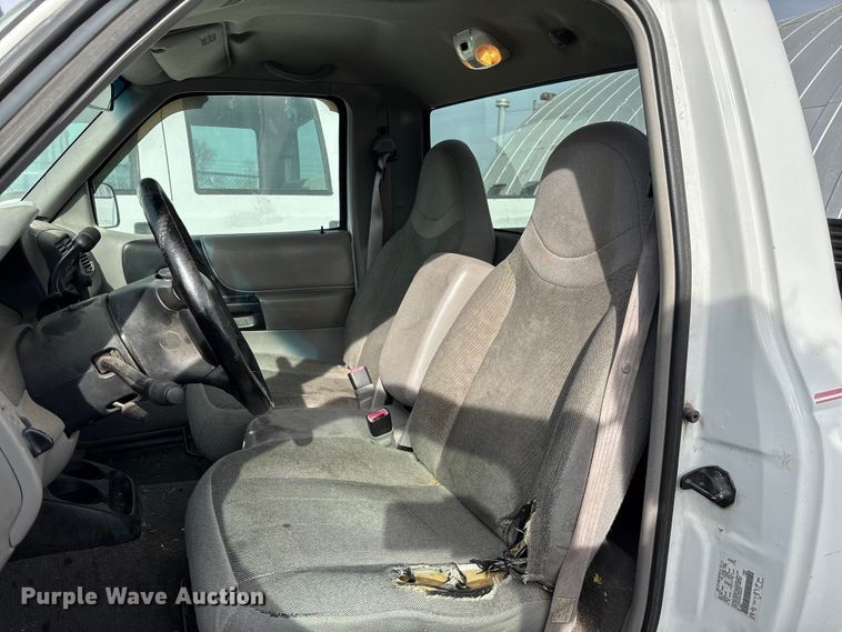 image for item EV3491 2000 Ford Ranger pickup truck