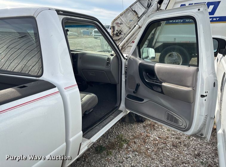 image for item EV3491 2000 Ford Ranger pickup truck