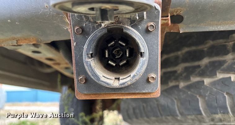 image for item EV3493 2005 Ford E350 van