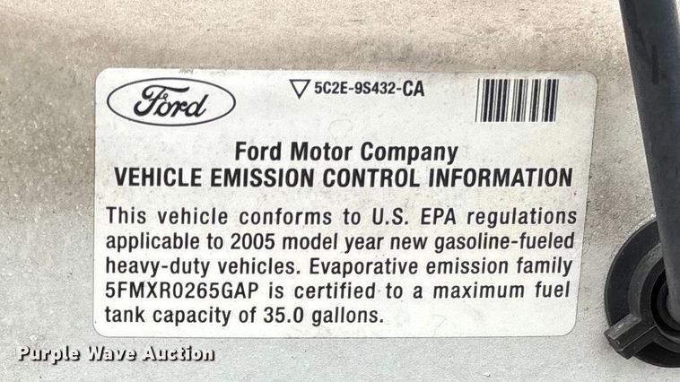 image for item EV3493 2005 Ford E350 van