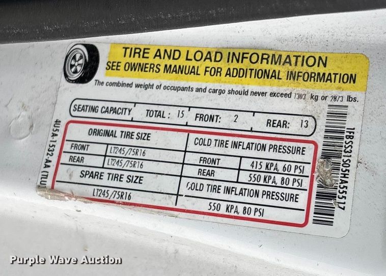 image for item EV3493 2005 Ford E350 van