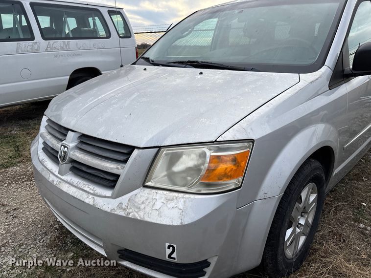 image for item EV3494 2010 Dodge Grand Caravan van