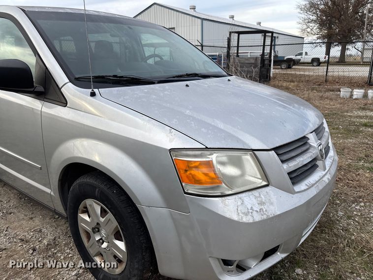 image for item EV3494 2010 Dodge Grand Caravan van