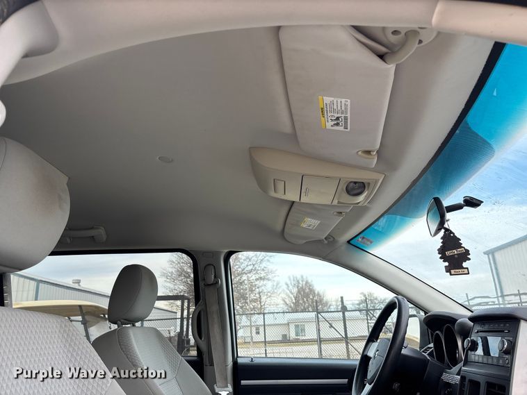 image for item EV3494 2010 Dodge Grand Caravan van