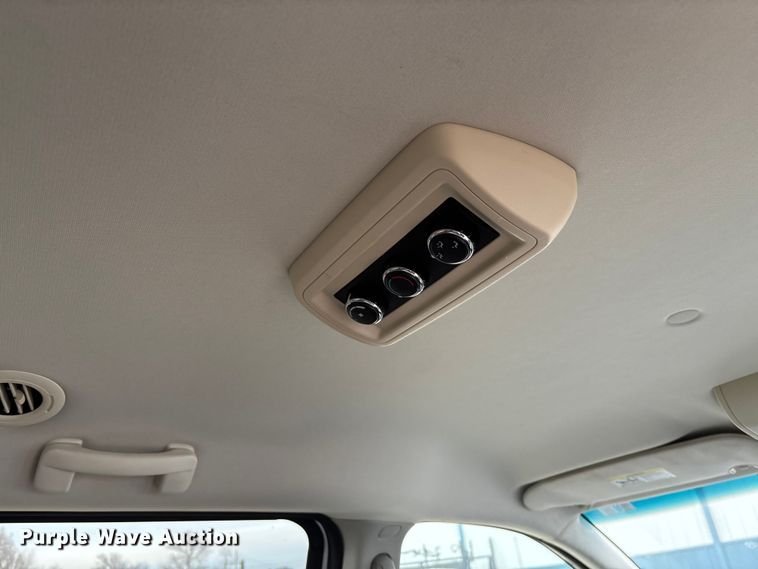 image for item EV3494 2010 Dodge Grand Caravan van