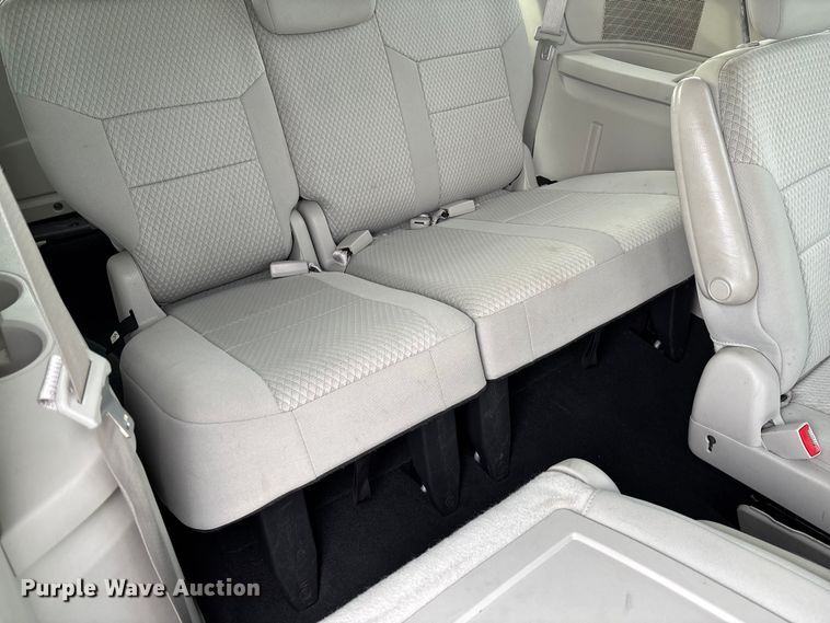 image for item EV3494 2010 Dodge Grand Caravan van