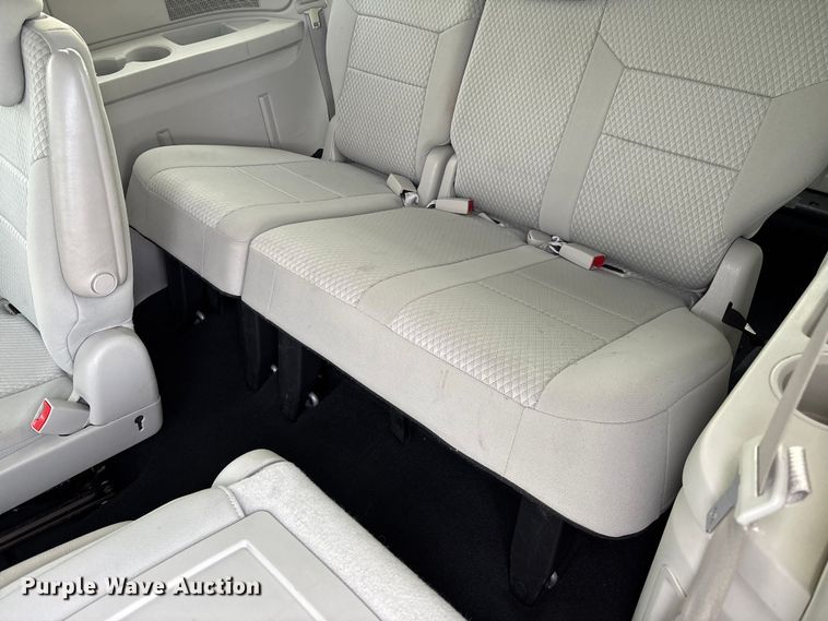 image for item EV3494 2010 Dodge Grand Caravan van