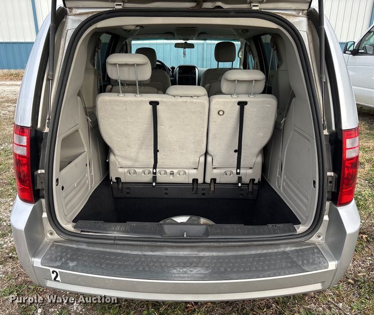 image for item EV3494 2010 Dodge Grand Caravan van