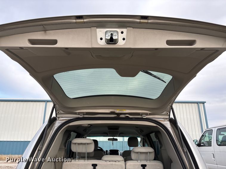 image for item EV3494 2010 Dodge Grand Caravan van