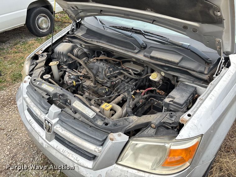 image for item EV3494 2010 Dodge Grand Caravan van