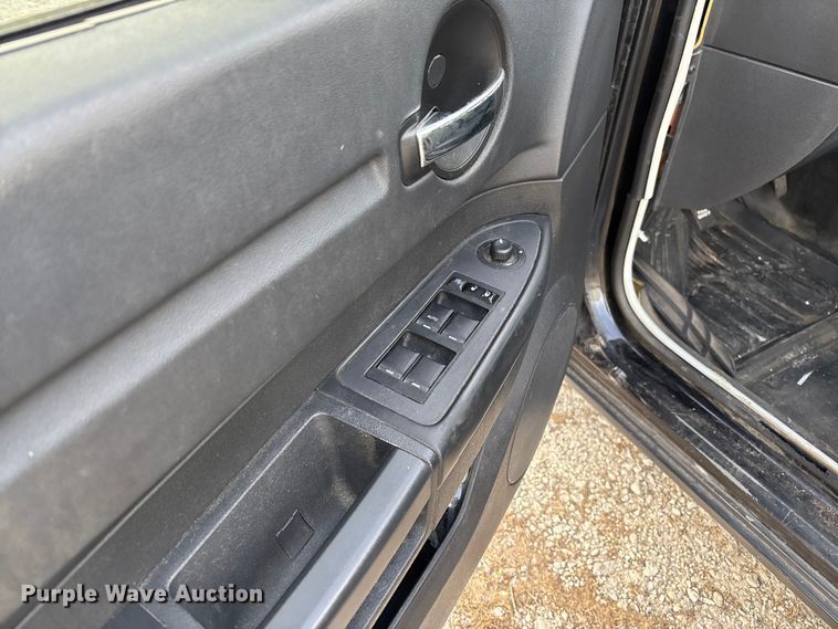 image for item EV3495 2010 Dodge Charger Police