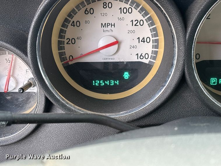 image for item EV3495 2010 Dodge Charger Police