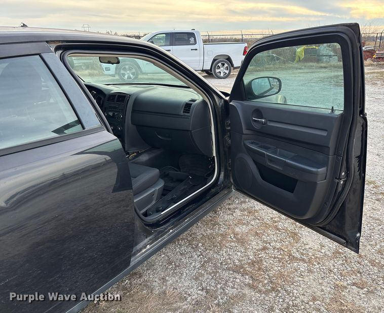 image for item EV3495 2010 Dodge Charger Police