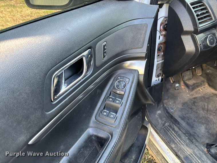 image for item EV3500 2017 Ford Explorer Police Interceptor  SUV