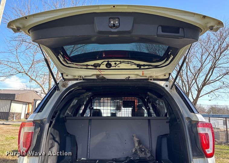 image for item EV3500 2017 Ford Explorer Police Interceptor  SUV