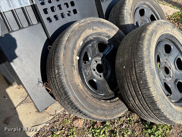 image for item EV3500 2017 Ford Explorer Police Interceptor  SUV