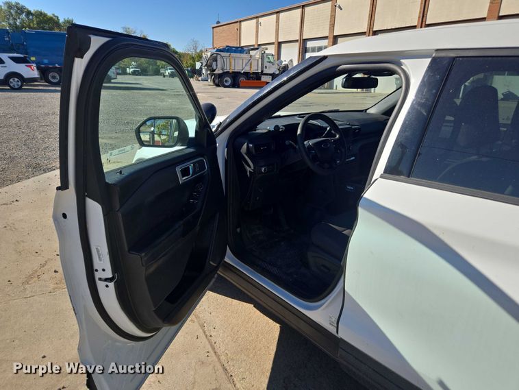 image for item EV5403 2020 Ford Explorer Police Interceptor SUV