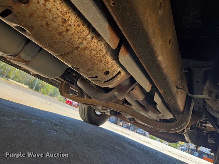 image for item EV5412 2002 Ford E150 van