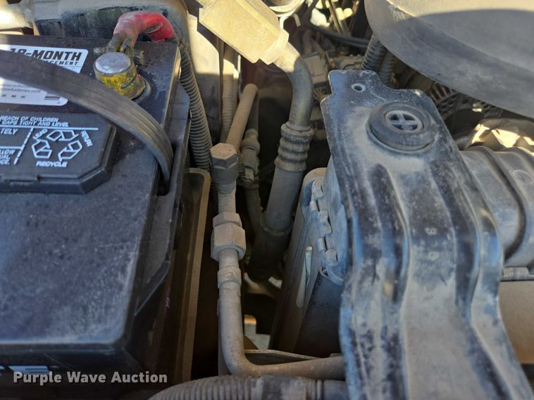 image for item EV5412 2002 Ford E150 van