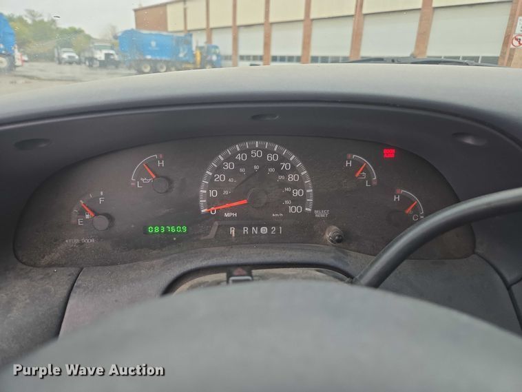 image for item EV5425 1999 Ford F150 pickup truck