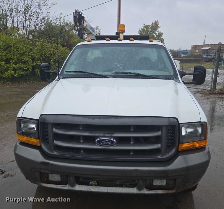 image for item EV5426 1999 Ford F350 Super Duty utility bed pickup truck