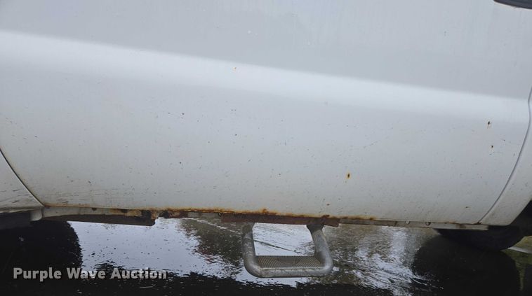 image for item EV5426 1999 Ford F350 Super Duty utility bed pickup truck