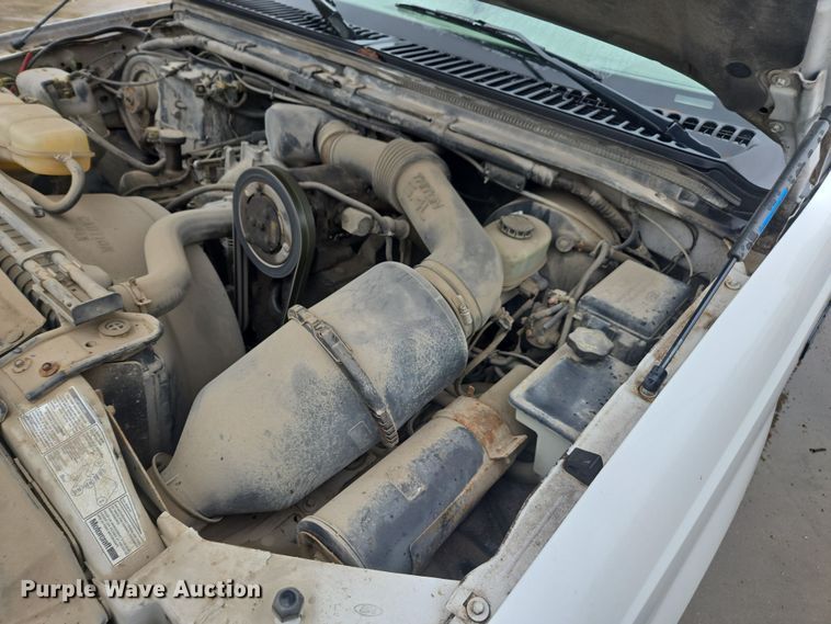 image for item EV5426 1999 Ford F350 Super Duty utility bed pickup truck