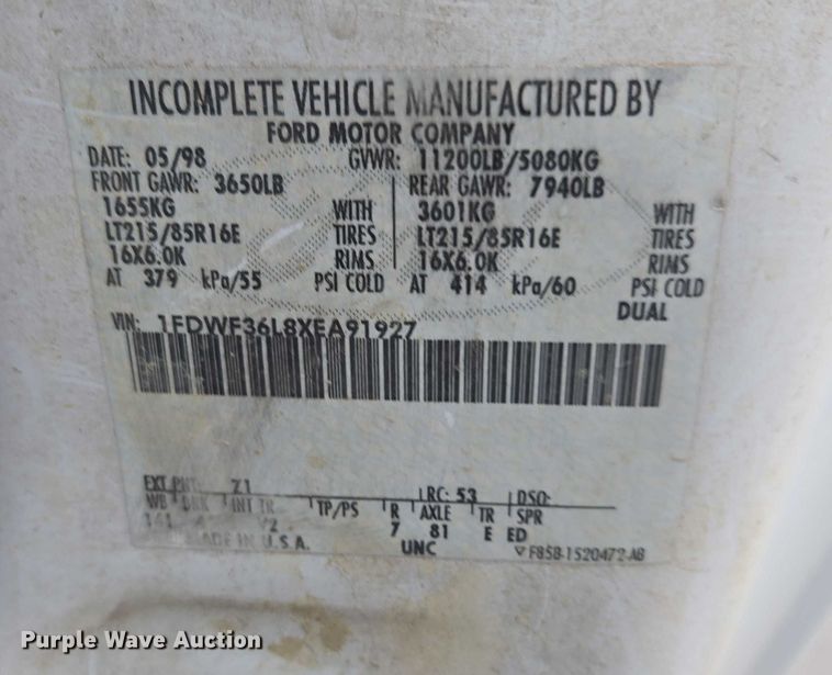 image for item EV5426 1999 Ford F350 Super Duty utility bed pickup truck